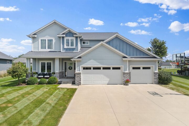 Property Photo:  8225 Bailey Drive  IA 50266 