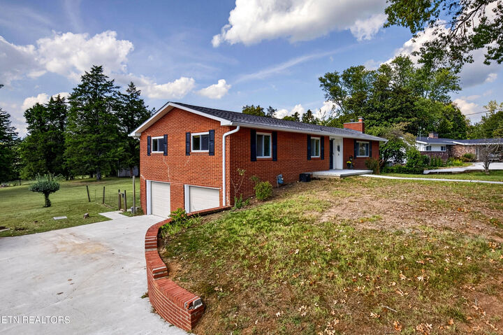 Property Photo: 106 Dartmouth Circle TN 37830