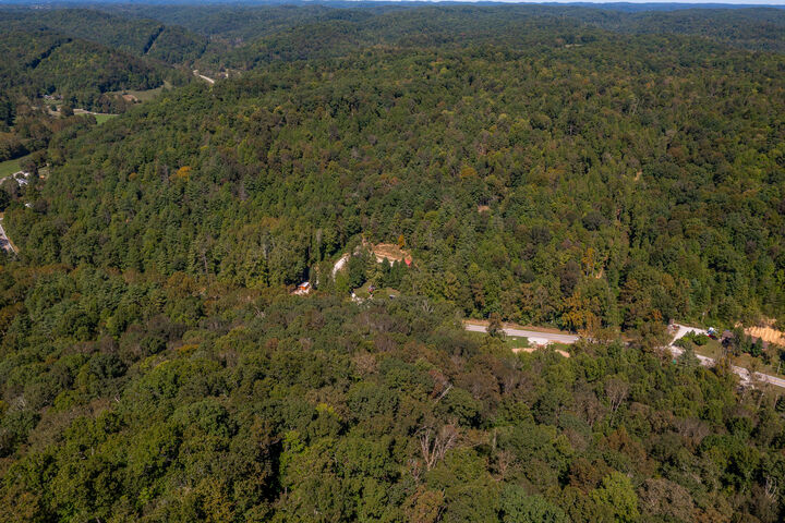 Property Photo:  9999 N Hwy 421  KY 40488 