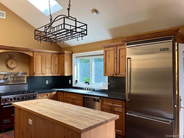 Property Photo:  39 Moran Way  NY 12533 