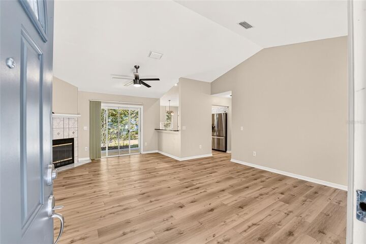 Property Photo:  10006 SW 90th Street  FL 32608 
