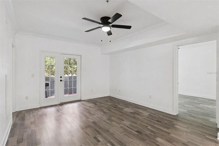 Property Photo:  300 E South Street 2001  FL 32801 