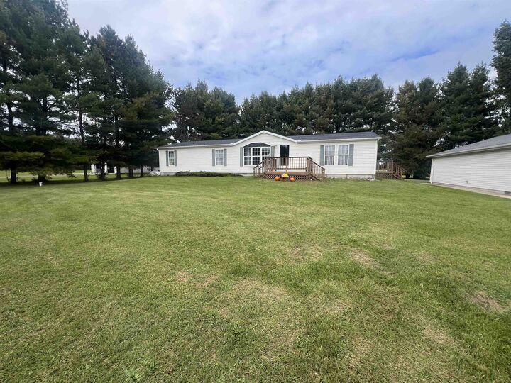 Property Photo:  3068 Riley Road  MI 48624 
