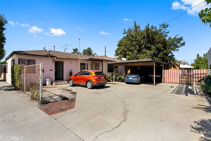 Property Photo:  5929 Florence Avenue  CA 90201 