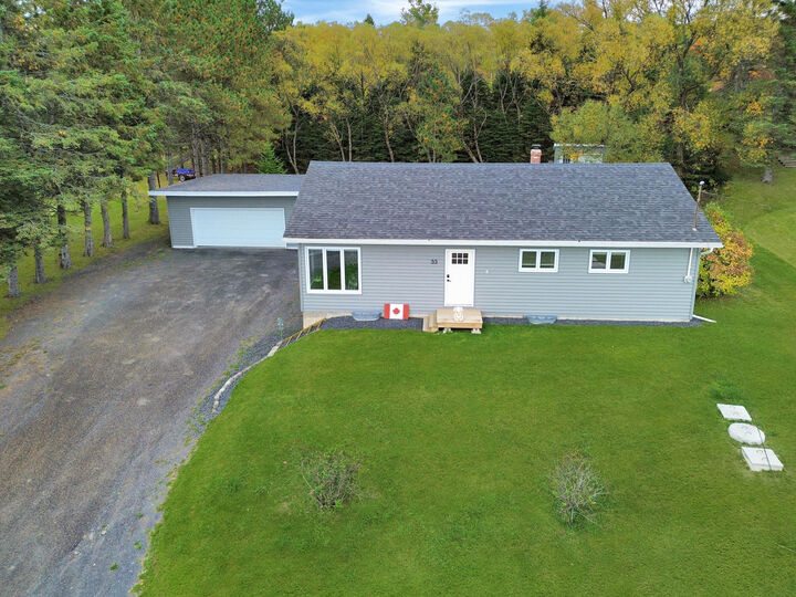 Property Photo:  33 US Route 1  ME 04745 