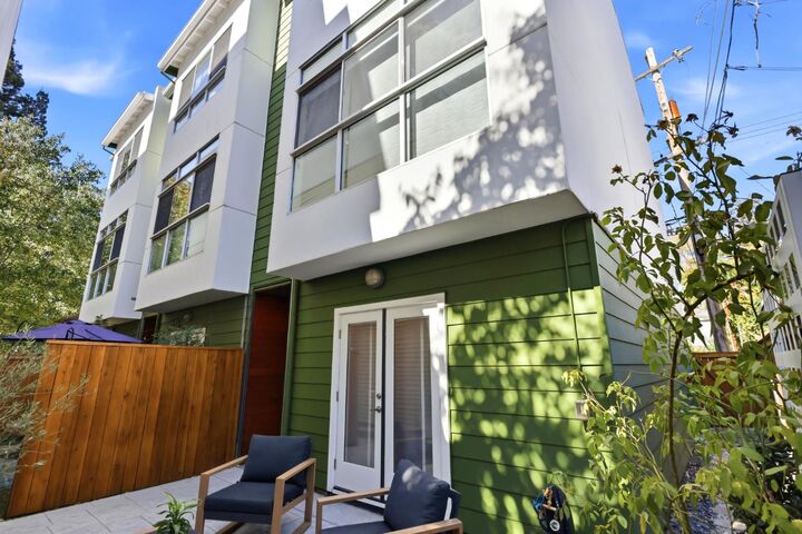 Property Photo:  1424 Eggplant Alley  CA 95814 