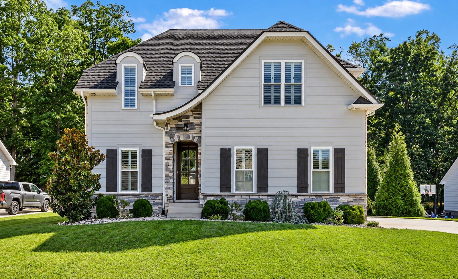 Property Photo:  483 Sheas Way  TN 37043 