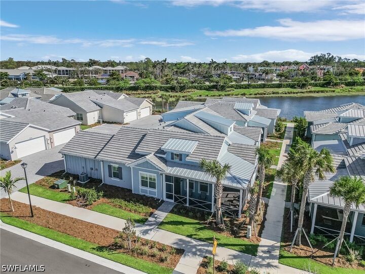Property Photo: 7034 Saona Court FL 34113