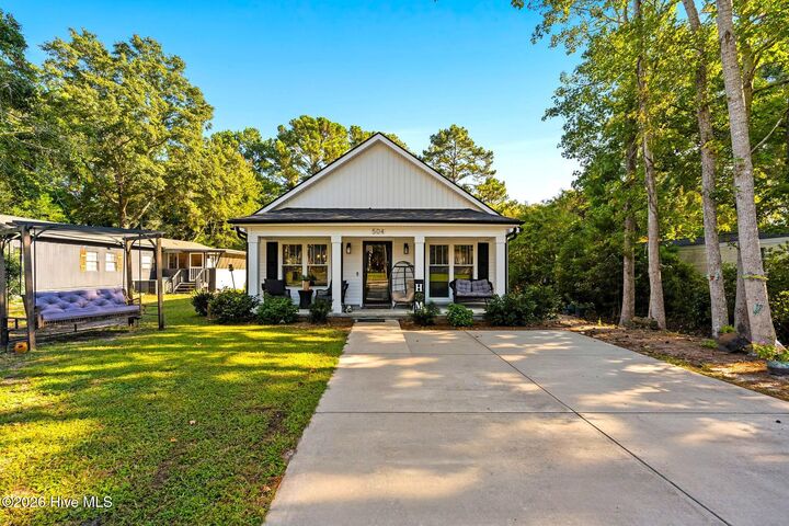 Property Photo: 504 Magnolia Drive NC 28468