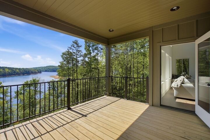Property Photo:  11 Falcon Drive  GA 30512 