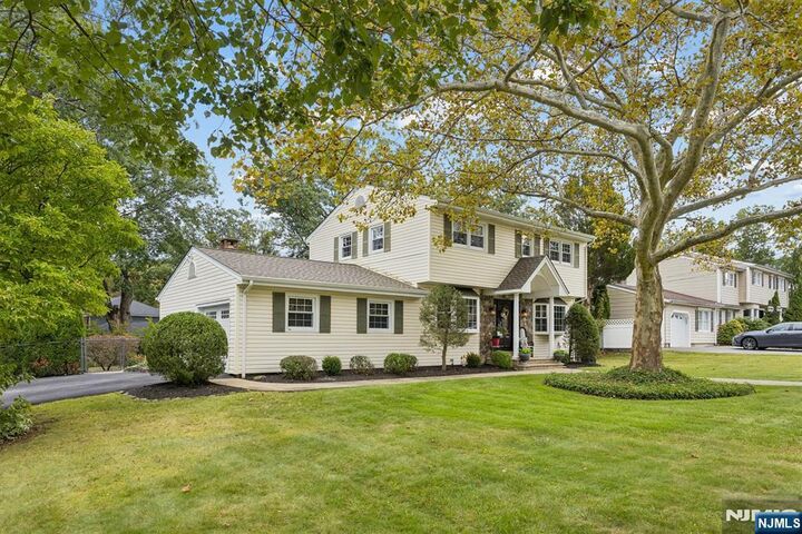 Property Photo:  87 Webster Drive  NJ 07470 