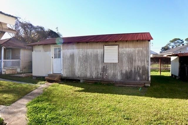 Property Photo:  504 Urbandale Street  LA 70072 