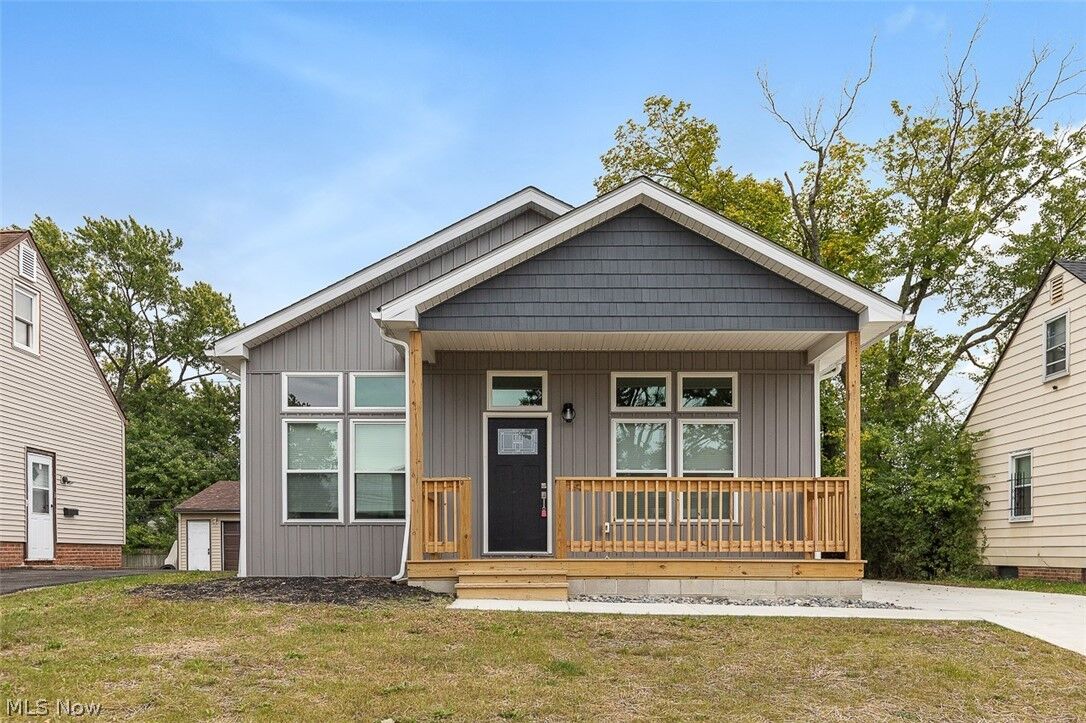 Property Photo:  21206 Hansen Road  OH 44137 