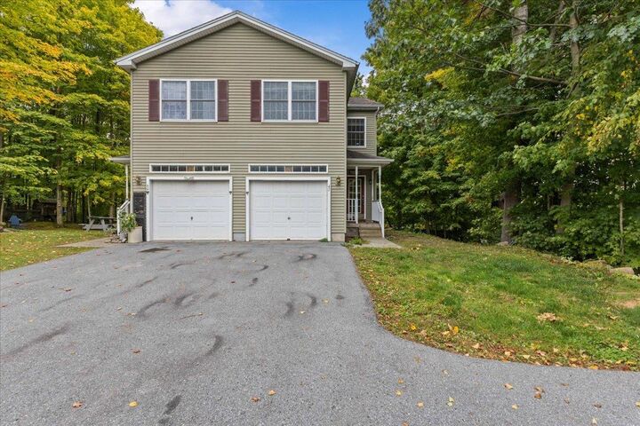 Property Photo:  42 Aurora Lane  VT 05468 