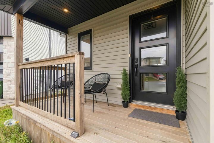 Property Photo:  51 Sienna Court  NS B3T 0E3 