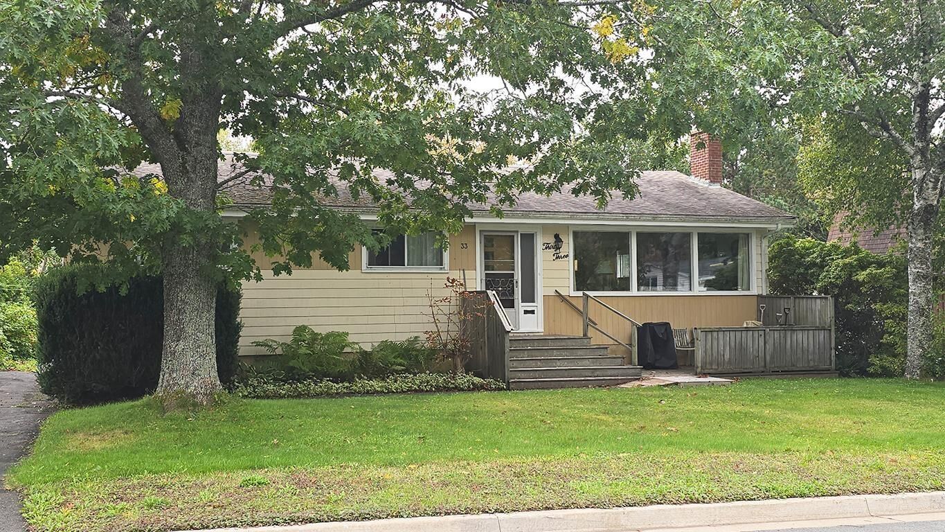 Property Photo: 33 Anderson Street NS B2W 2T7