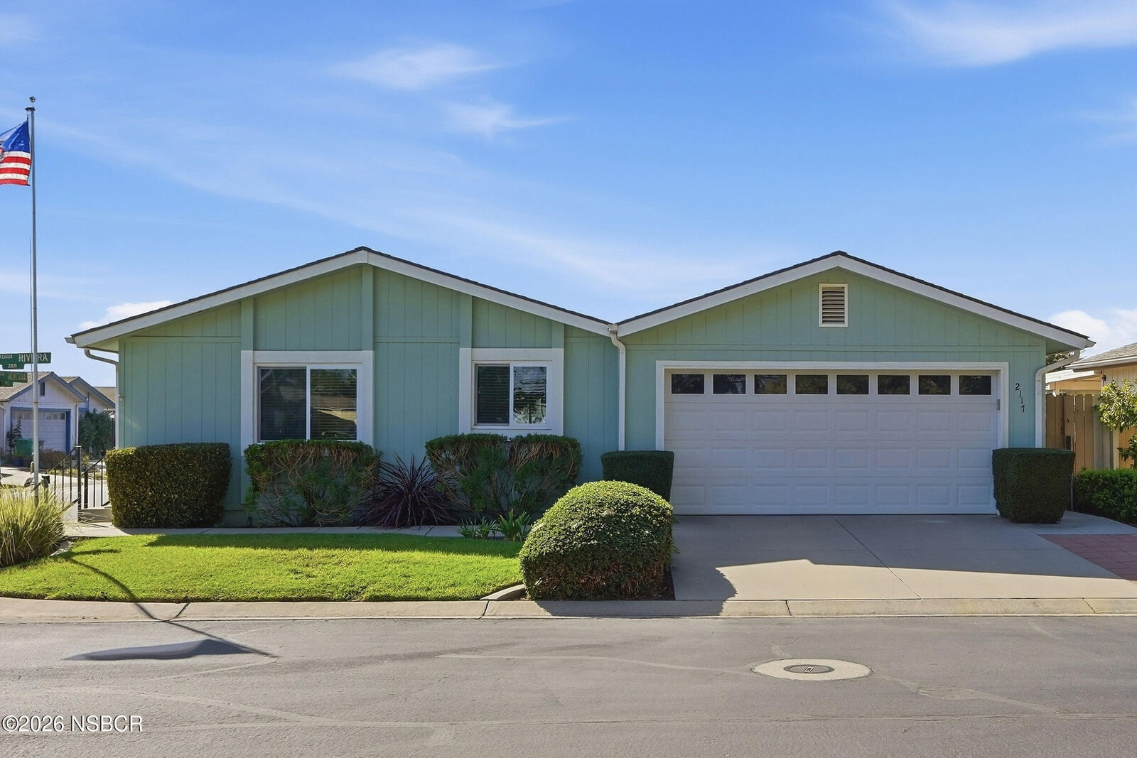 Property Photo: 2117 Avenida Riviera CA 93458