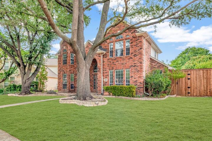 Property Photo: 2632 Newcastle Drive TX 75007