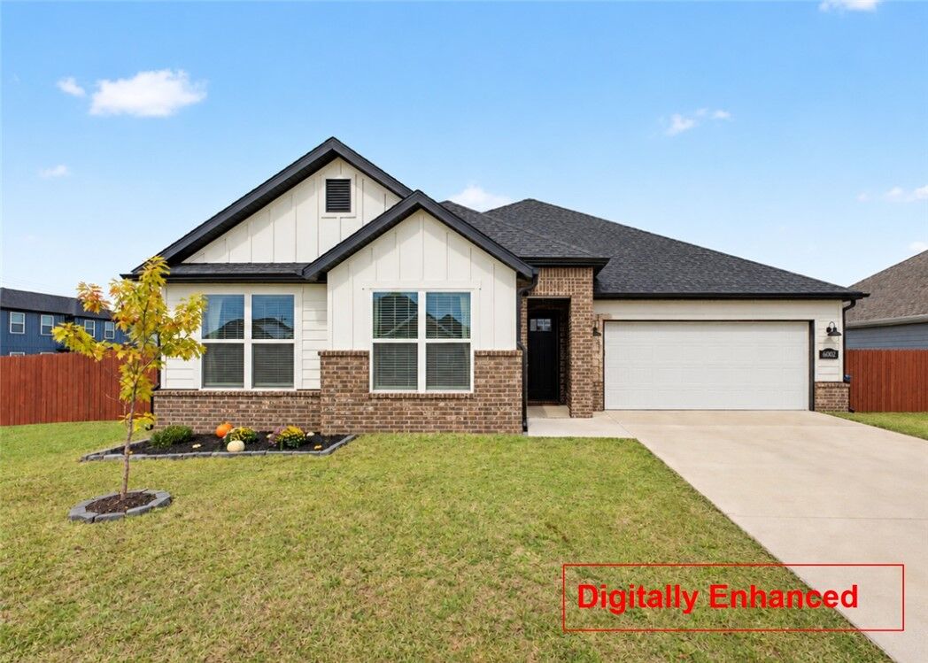 Property Photo: 6002 SW Desert Avenue AR 72713