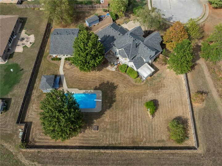 Property Photo:  702 N 27th Street  AR 72756 