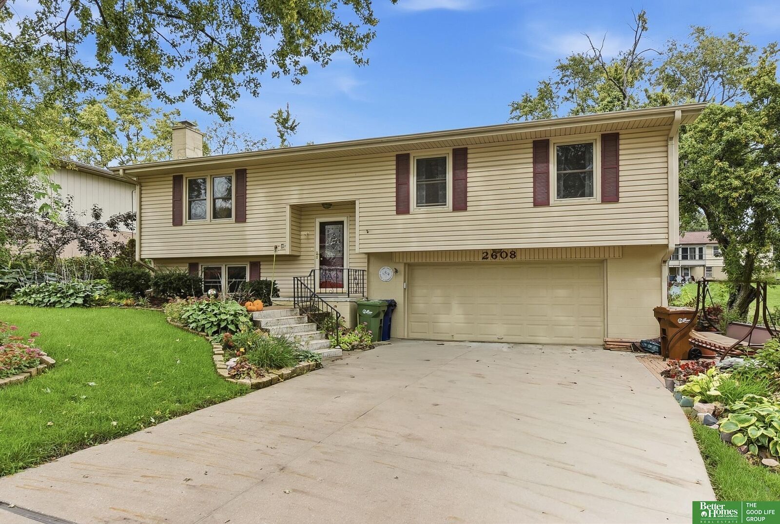 Property Photo:  2608 Gindy Drive  NE 68147 