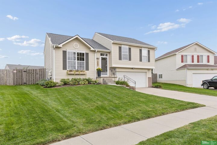 Property Photo: 7951 S 157 Avenue NE 68136