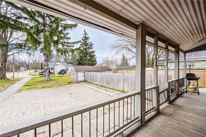 Property Photo: 137 Wellington Street ON N0K 1N0
