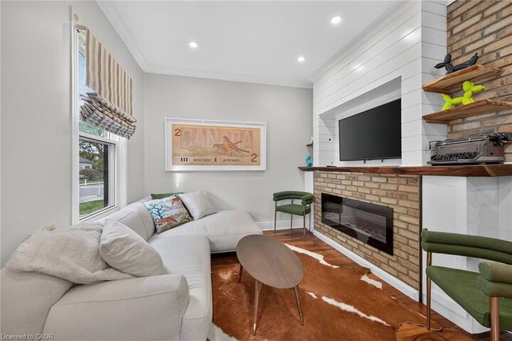 Property Photo:  28 Baker Street  ON L8R 1V3 