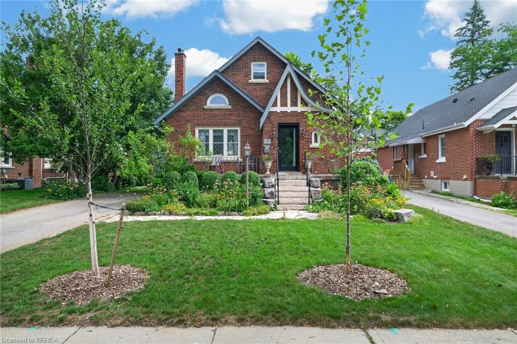 Property Photo:  17 Lincoln Avenue  ON N3T 4S5 