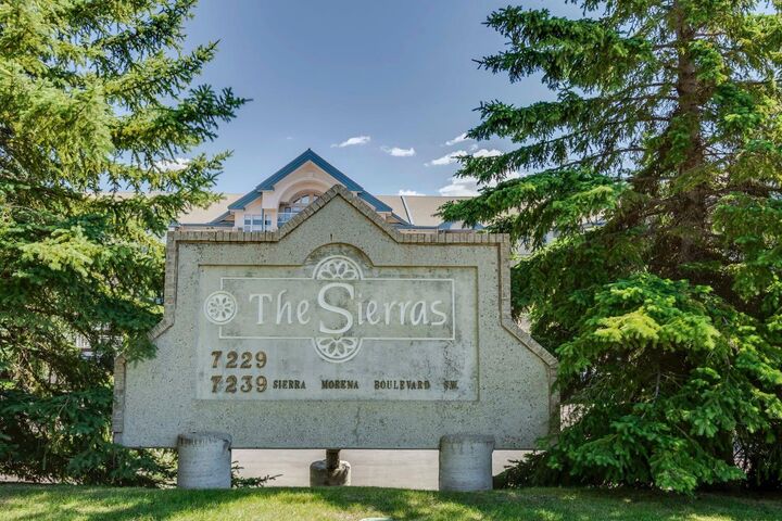 Property Photo:  7239 Sierra Morena Boulevard SW 107  AB T3H 3L7 