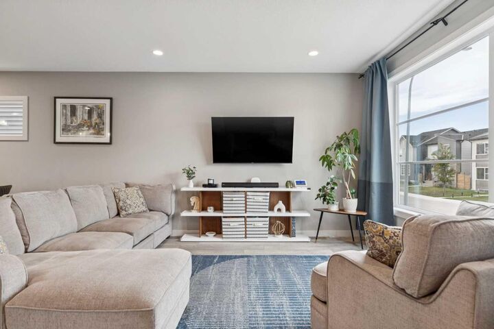 Property Photo:  454 Walgrove Way SE  AB T2X 4E9 