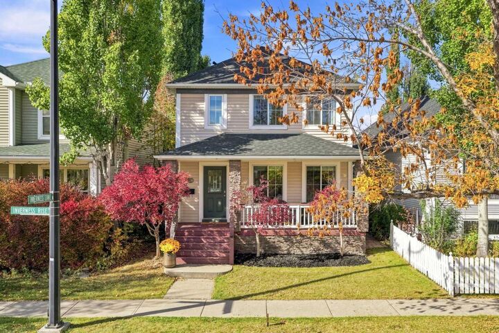 Property Photo:  124 Inverness Rise SE  AB T2Z 2X1 