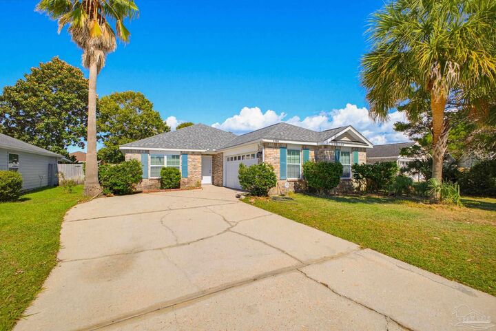 Property Photo:  6464 Sandkey Cv  FL 32563 
