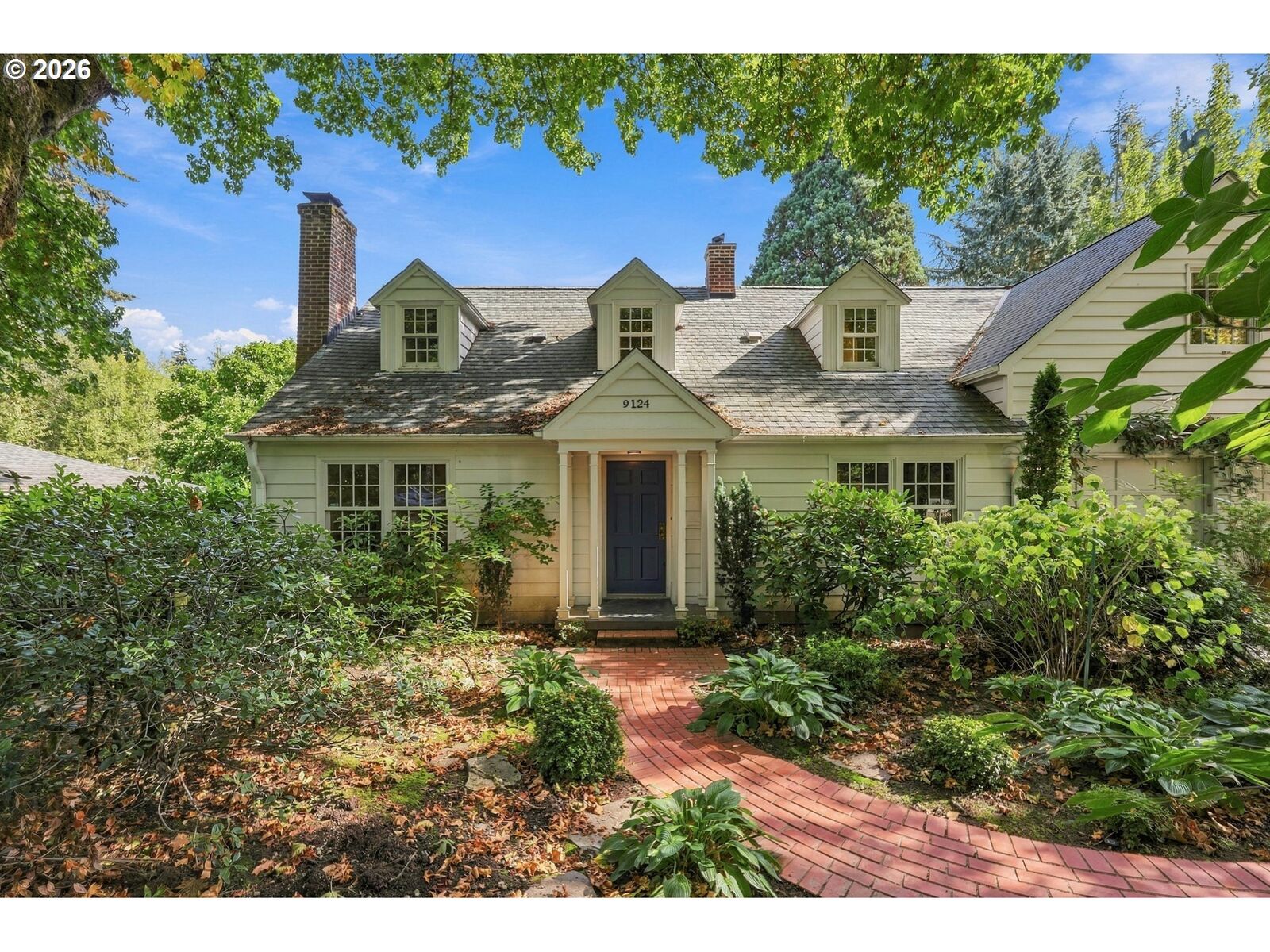 Property Photo: 9124 SW 23rd Dr OR 97219