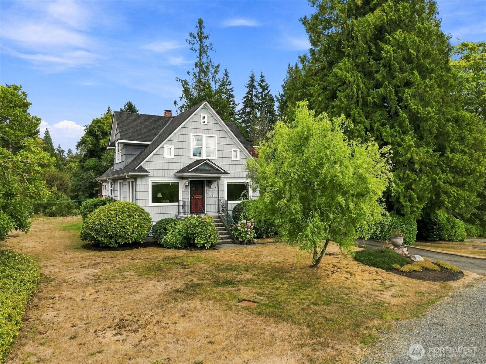 Property Photo: 16414 6th Avenue SW WA 98166