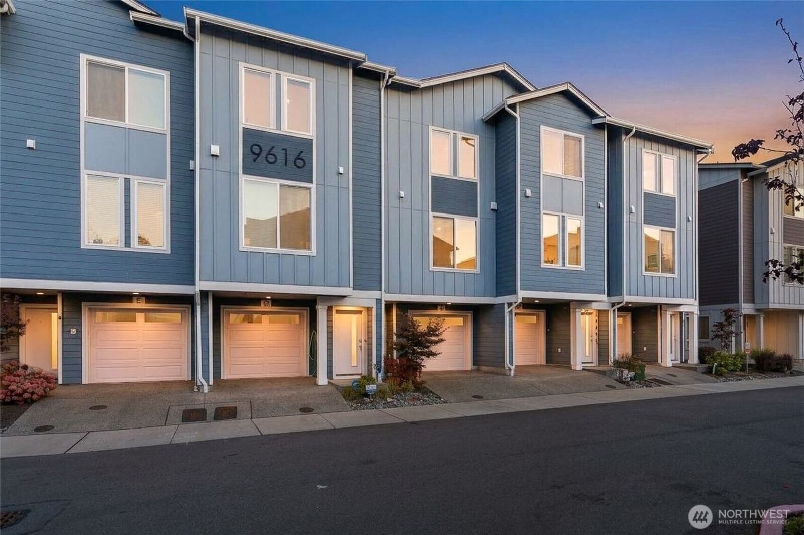 Property Photo:  9616  19th Avenue SE C  WA 98208 