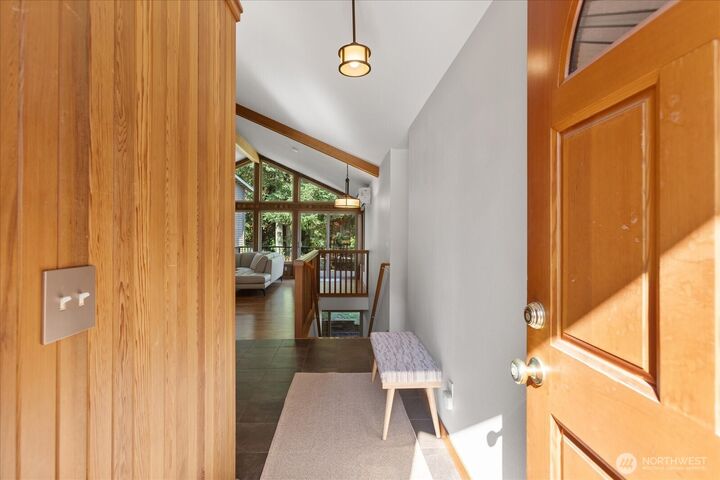 Property Photo: 5470 NE 200th Place WA 98155