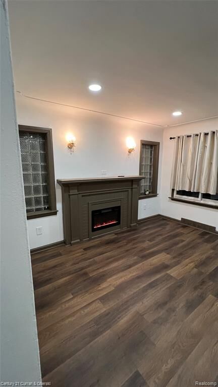 Property Photo:  10696 Stratman Street  MI 48224 