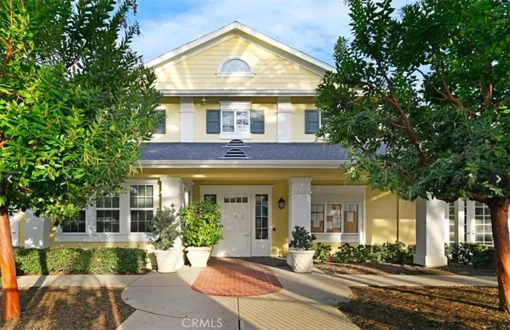 Property Photo:  42 Albany Street 65  CA 92694 