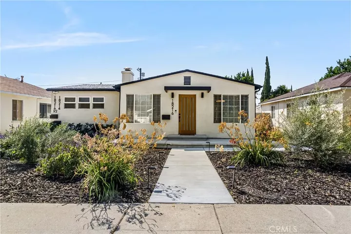 Property Photo:  18216 Hartland Street  CA 91335 