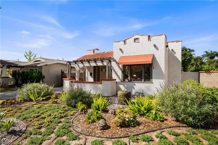 Property Photo:  321 Drake Avenue  CA 92832 