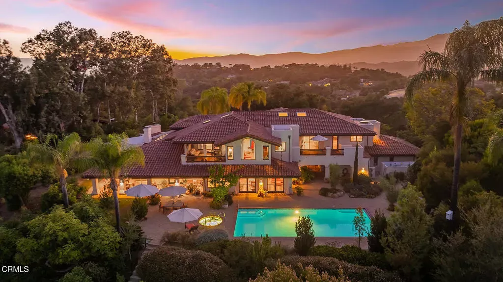 Property Photo:  11020 Rodeo Drive  CA 93022 