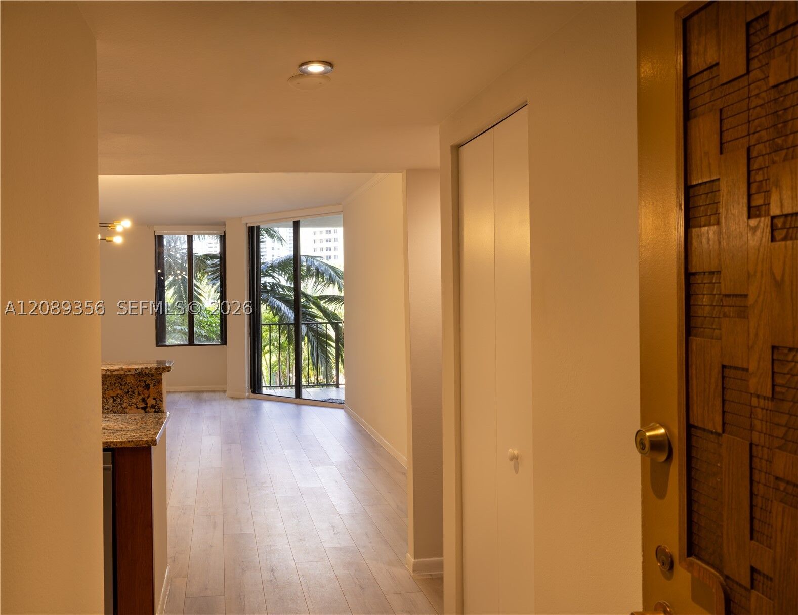 Property Photo: 520 Brickell Key Dr A512 FL 33131