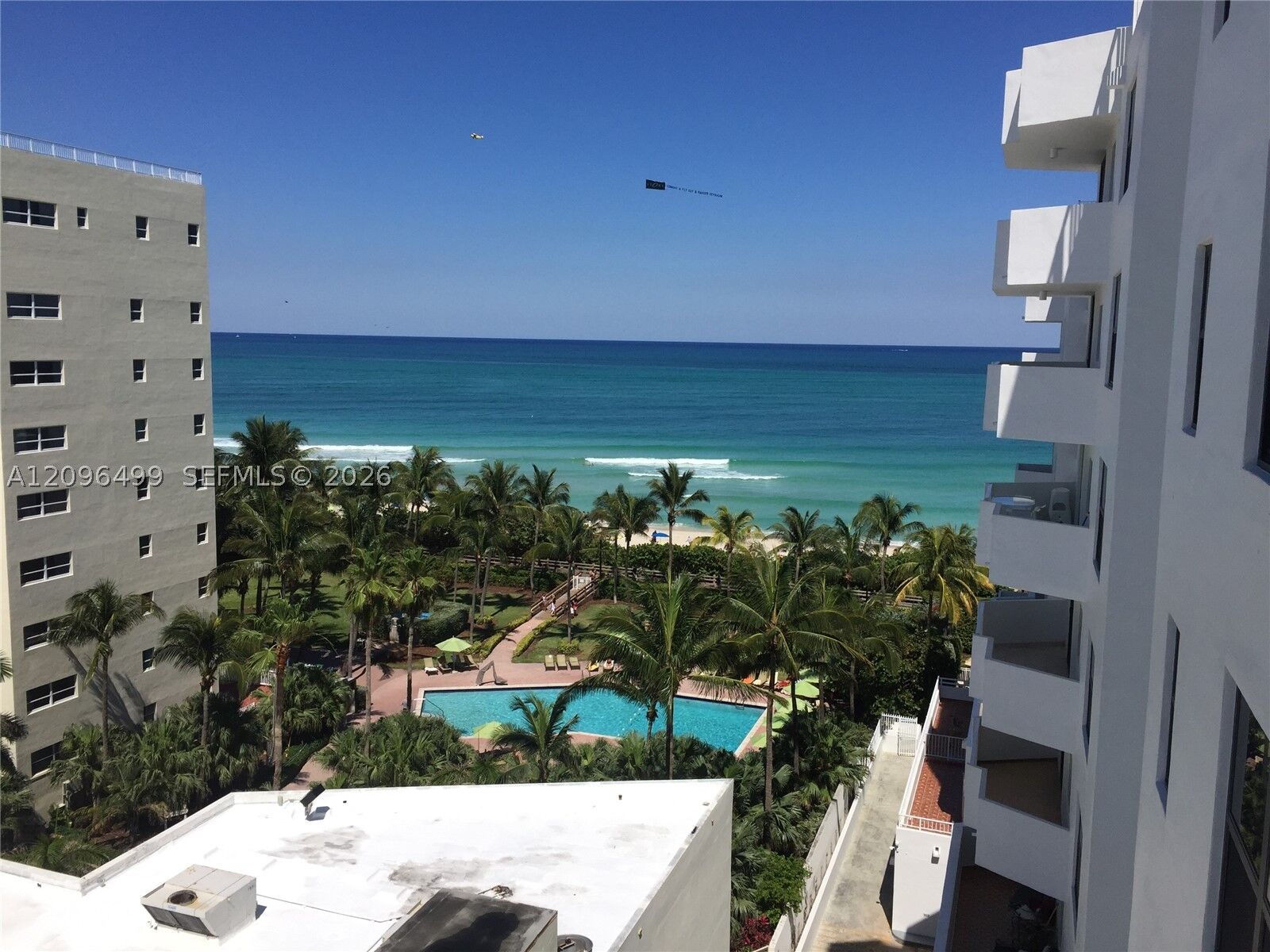 Property Photo:  4301 Collins Ave 901  FL 33140 