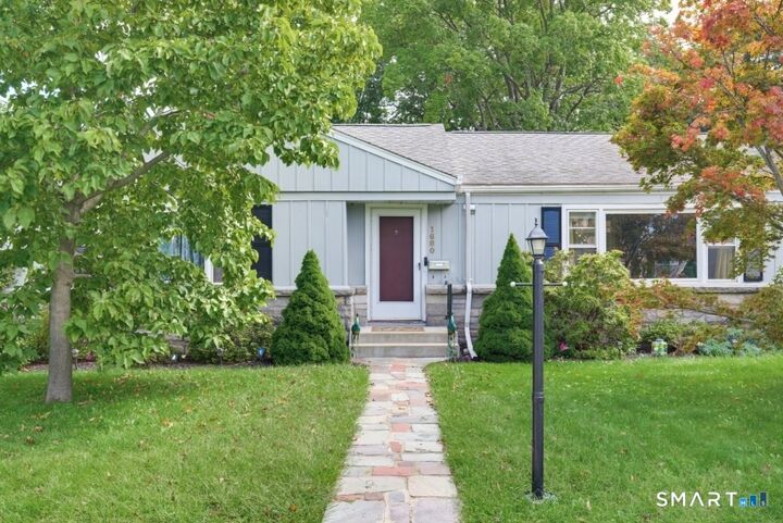 Property Photo:  1680 Main Street  CT 06615 