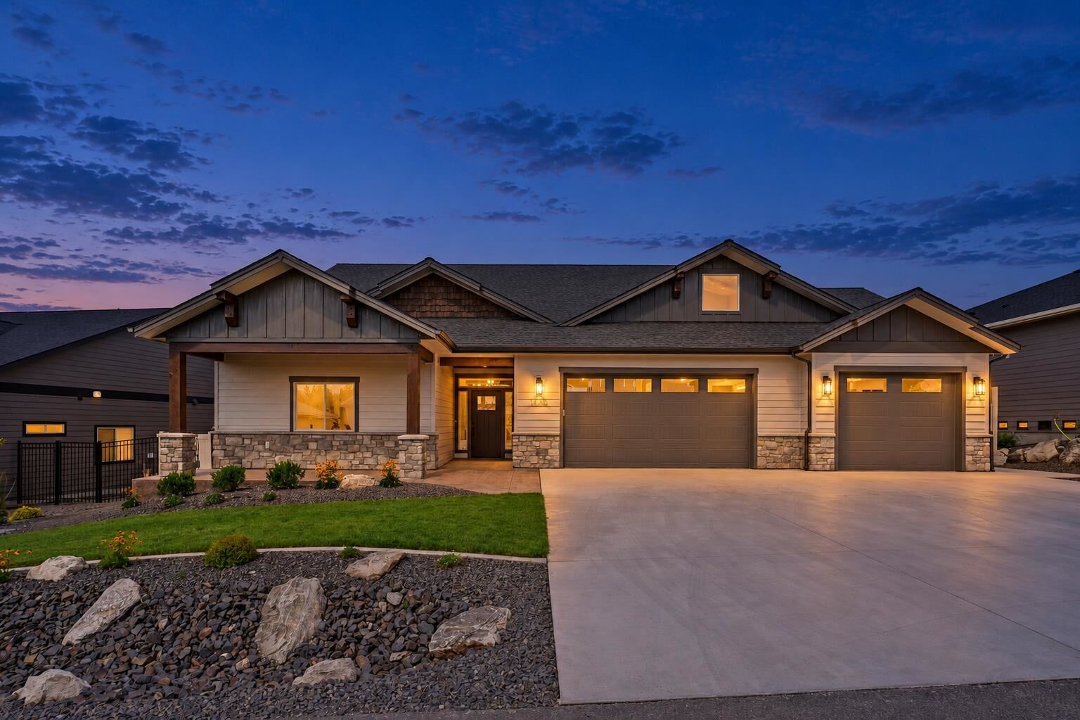 Property Photo: 14303 E 39th Ln WA 99037