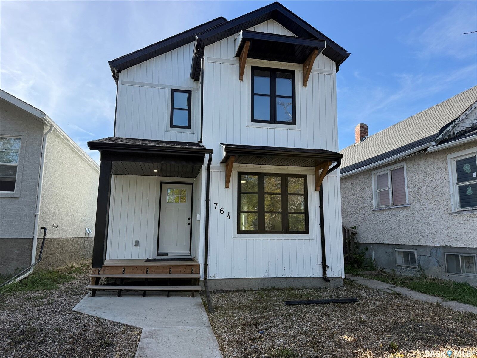 Property Photo:  764 Athol Street  SK S4T 3B3 