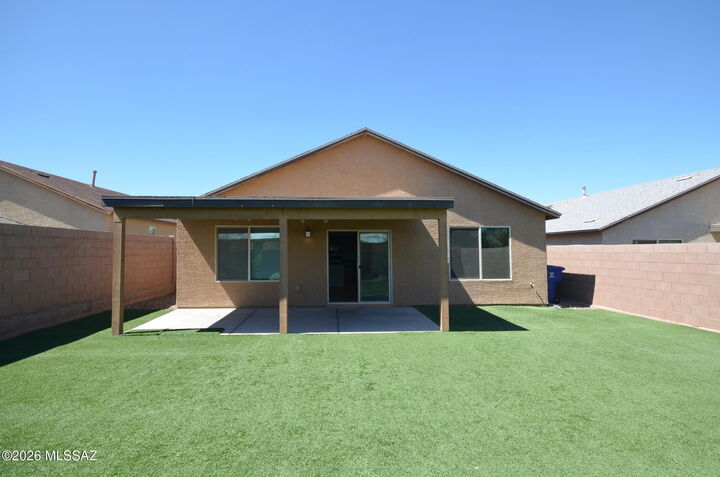 Property Photo:  6043 S Antrim Loop  AZ 85706 