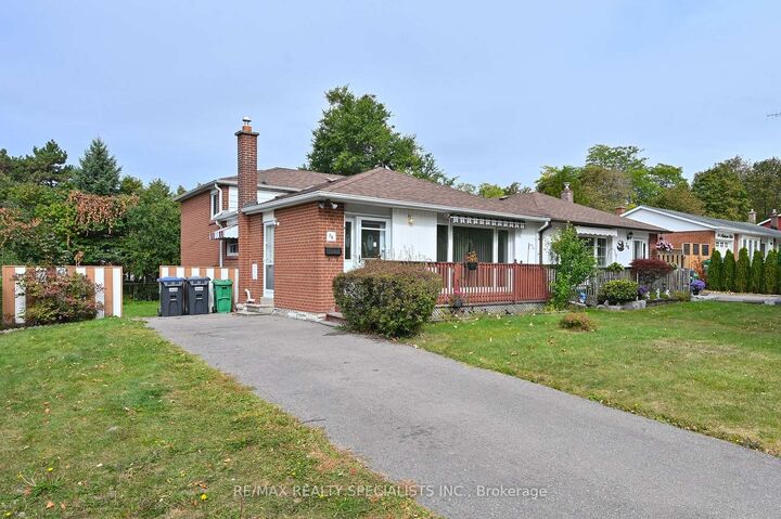 Property Photo:  38 Algonquin Boulevard  ON L6T 1R9 