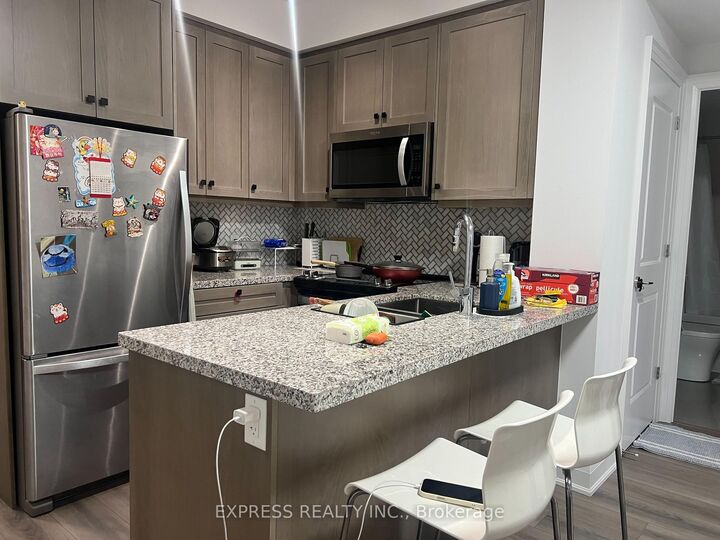 Property Photo:  20 Gatineau Drive 801  ON L4J 9G7 
